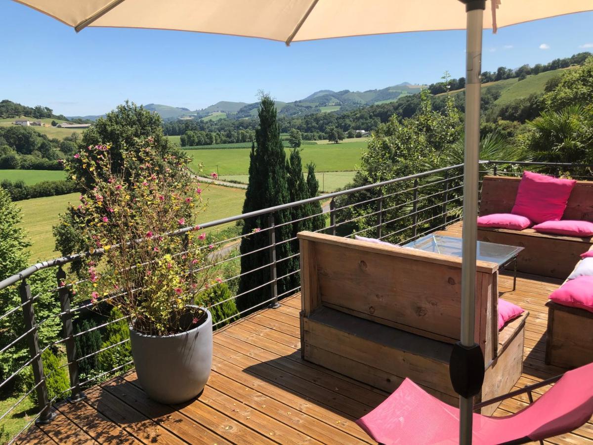 Chateau Porthos Tranquillite Des Pyrenees Lanne-en-Baretous Exterior photo