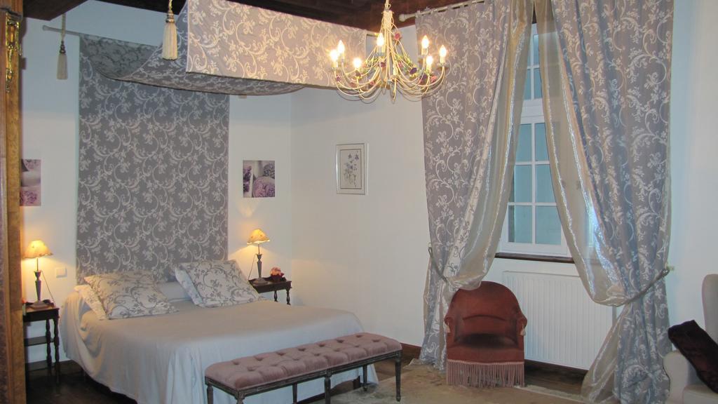 Chateau Porthos Tranquillite Des Pyrenees Lanne-en-Baretous Room photo