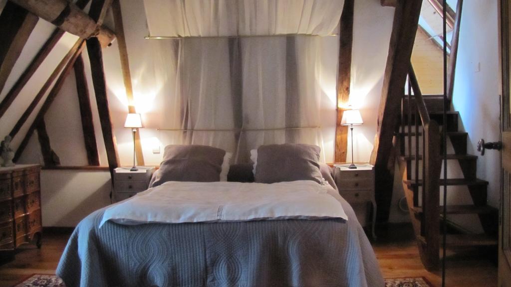Chateau Porthos Tranquillite Des Pyrenees Lanne-en-Baretous Room photo